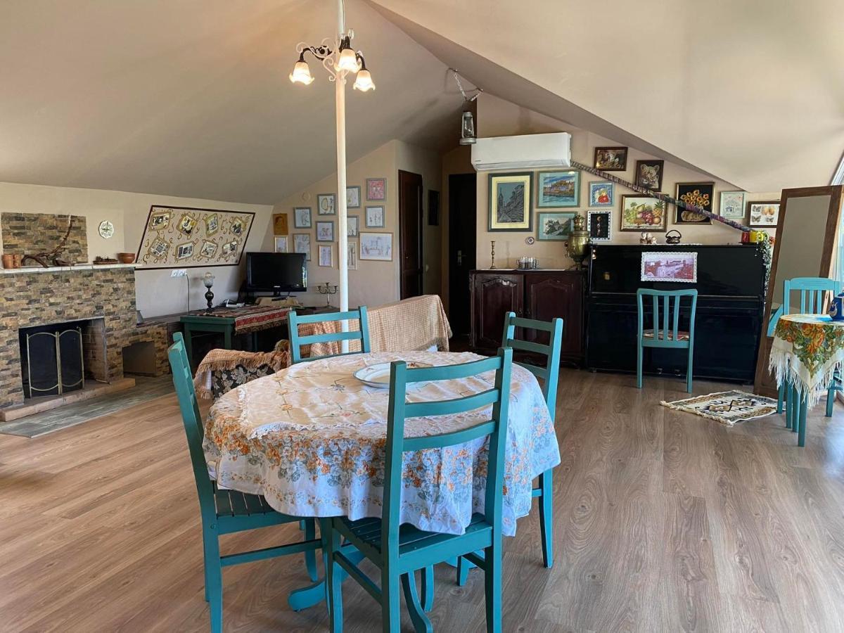 Nino'S Veranda Apartment Telavi Dış mekan fotoğraf